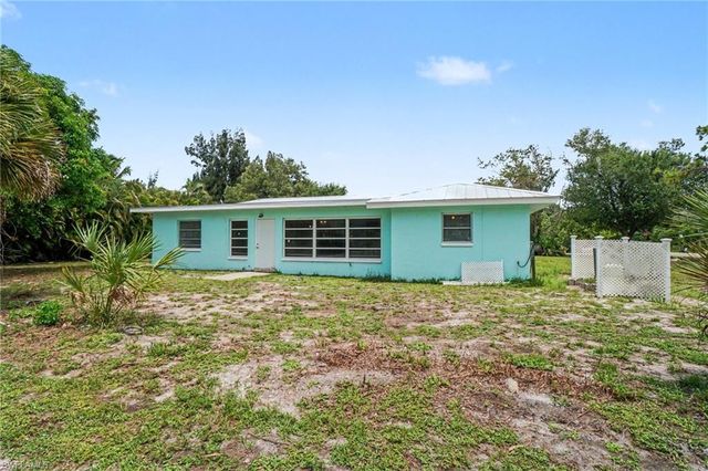 5791 Porpoise RD, Bokeelia, FL 33922