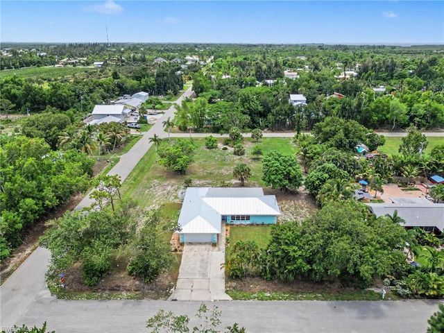 5791 Porpoise RD, Bokeelia, FL 33922