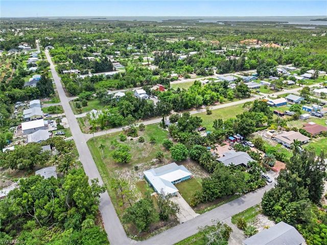 5791 Porpoise RD, Bokeelia, FL 33922