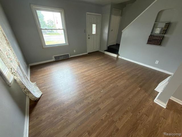 8837 Evergreen Avenue, Detroit, MI 48228