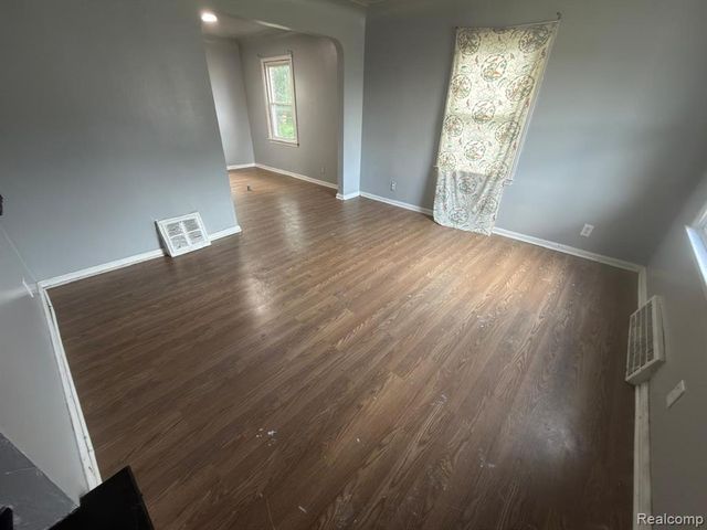 8837 Evergreen Avenue, Detroit, MI 48228