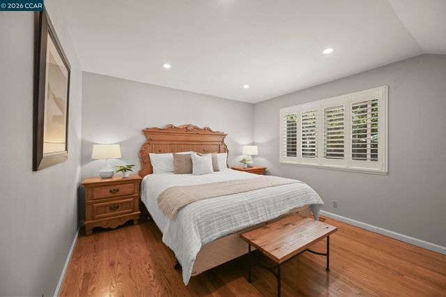 203 Virginia Cir, Martinez, CA 94553