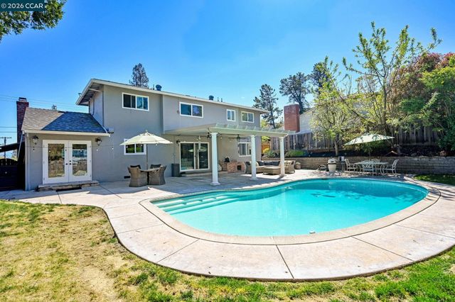 203 Virginia Cir, Martinez, CA 94553