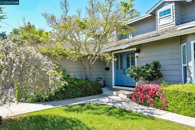 203 Virginia Cir, Martinez, CA 94553