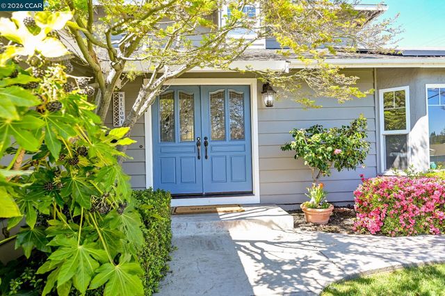 203 Virginia Cir, Martinez, CA 94553