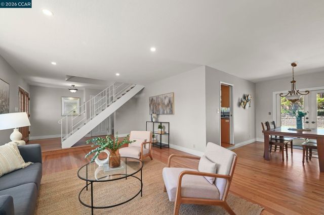 203 Virginia Cir, Martinez, CA 94553