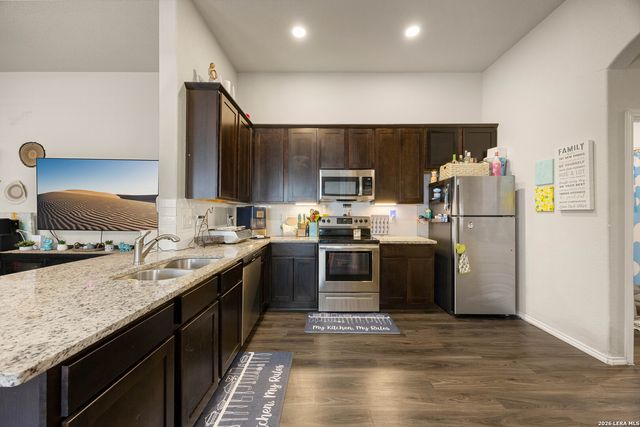 9216 CANYON BND, Converse, TX 78109