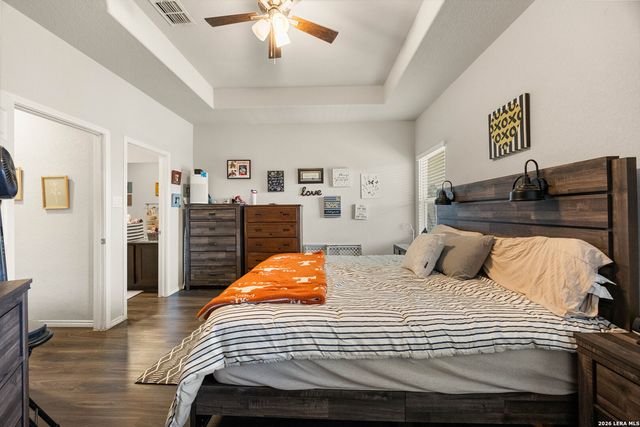 9216 CANYON BND, Converse, TX 78109