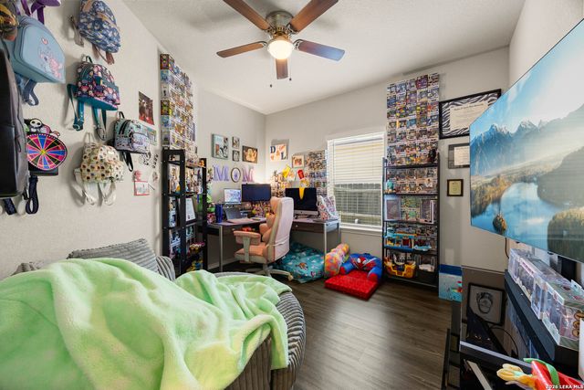 9216 CANYON BND, Converse, TX 78109