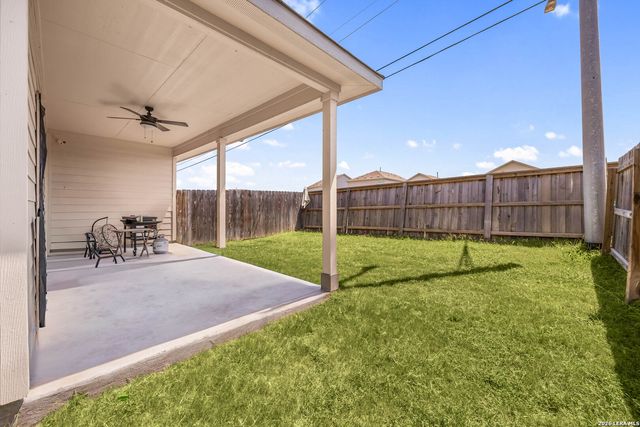 9216 CANYON BND, Converse, TX 78109