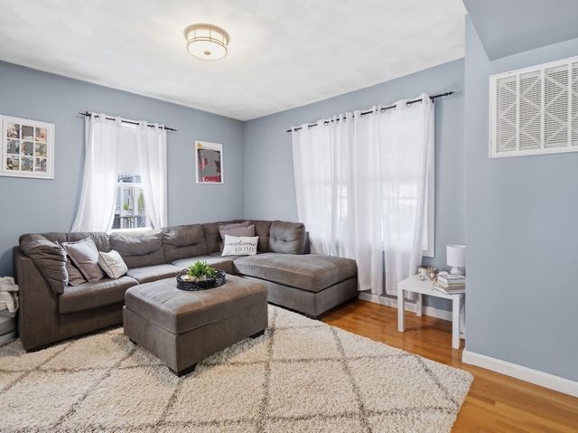 28 Houston Ave, Saugus, MA 01906