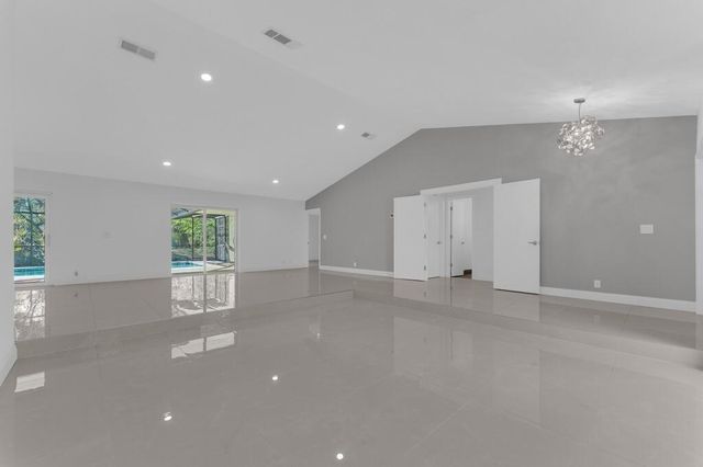 11388 NW 18th Manor, Coral Springs, FL 33071