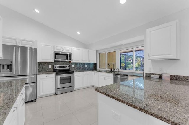 11388 NW 18th Manor, Coral Springs, FL 33071
