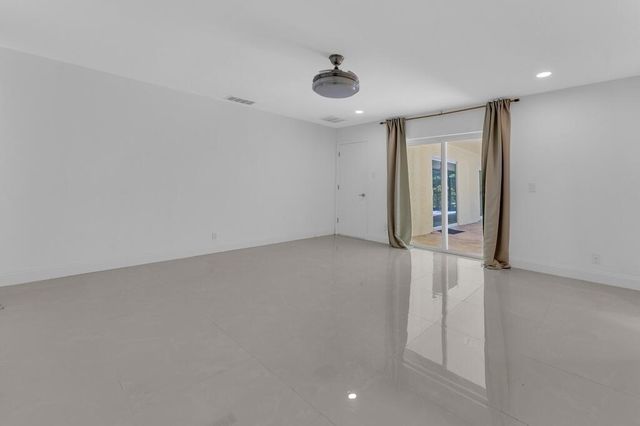 11388 NW 18th Manor, Coral Springs, FL 33071