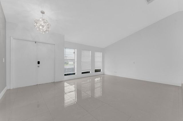 11388 NW 18th Manor, Coral Springs, FL 33071