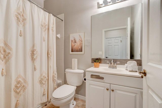 428 N AIRPORT ROAD, New Smyrna Beach, FL 32168