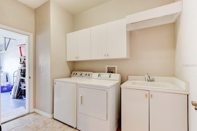 428 N AIRPORT ROAD, New Smyrna Beach, FL 32168