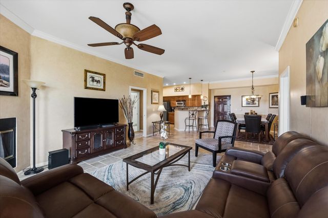 11750 SAINT ANDREWS Place 303, Wellington, FL 33414