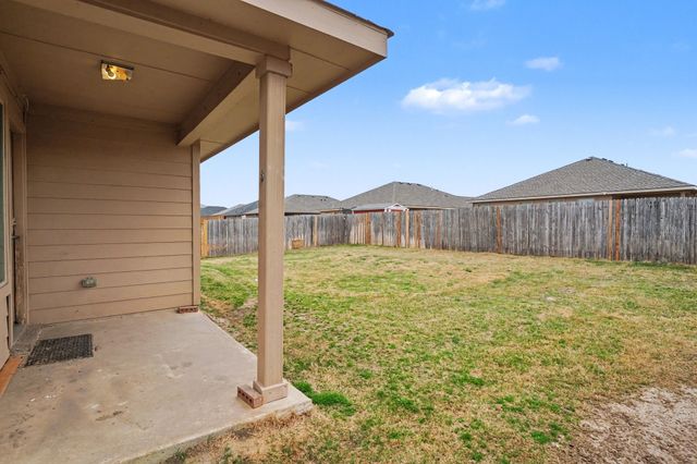 257 Meadowlands Drive, Ponder, TX 76259
