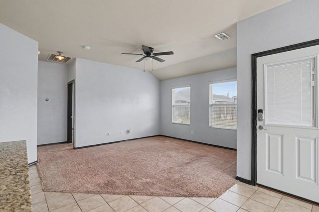 257 Meadowlands Drive, Ponder, TX 76259