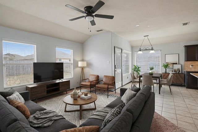 257 Meadowlands Drive, Ponder, TX 76259