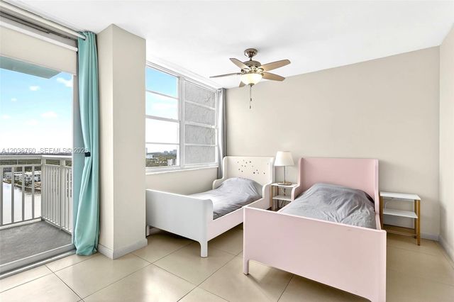 301 174th Street 1905, Sunny Isles Beach, FL 33160