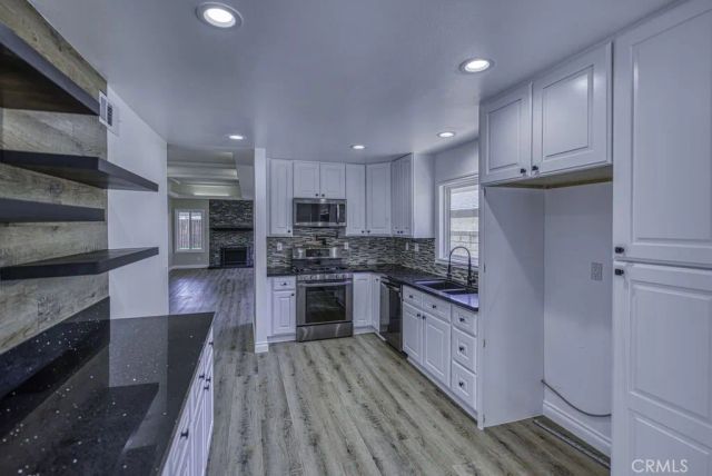 27558 Sycamore Creek, Valencia, CA 91354