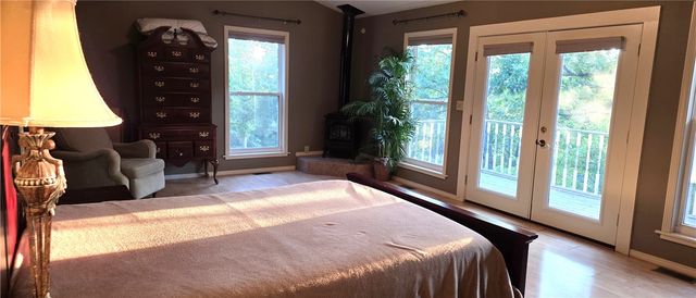 29 County Road 1522, Eureka Springs, AR 72632