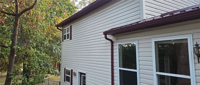 29 County Road 1522, Eureka Springs, AR 72632