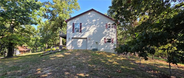 29 County Road 1522, Eureka Springs, AR 72632