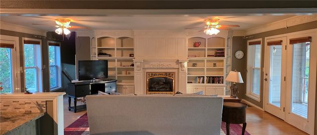 29 County Road 1522, Eureka Springs, AR 72632