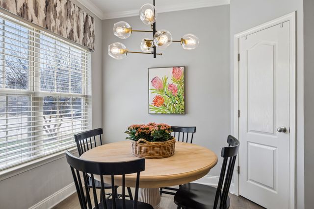 1040 Woodbury Falls Dr, Nashville, TN 37221