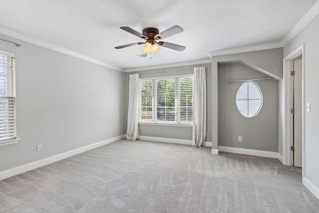 1040 Woodbury Falls Dr, Nashville, TN 37221