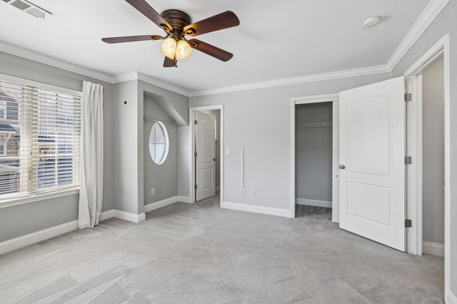 1040 Woodbury Falls Dr, Nashville, TN 37221