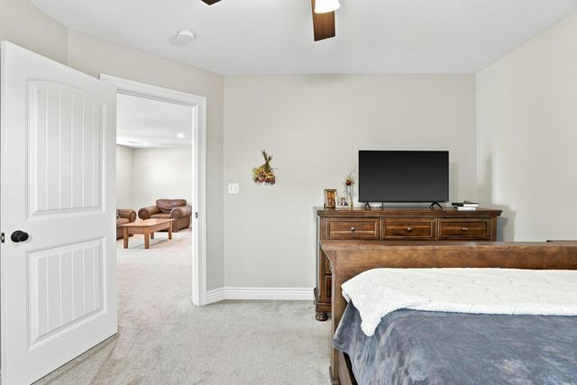 1004 SHORE ACRES LOOP, Columbia, MO 65201