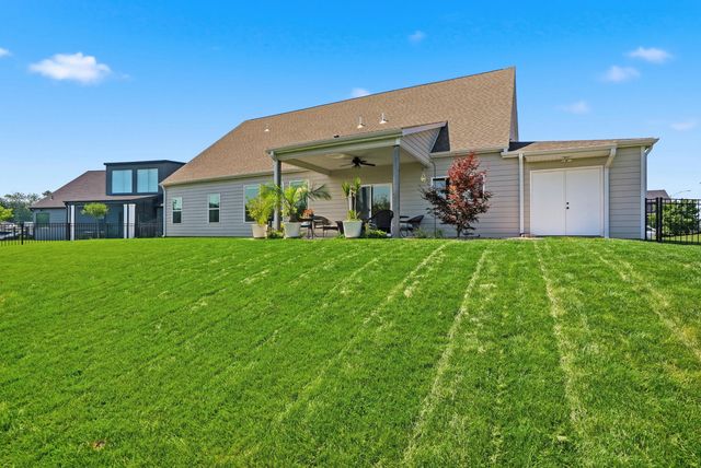1004 SHORE ACRES LOOP, Columbia, MO 65201