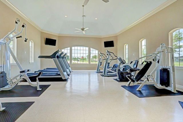 2814 Clapbread Lane, Rosenberg, TX 77471