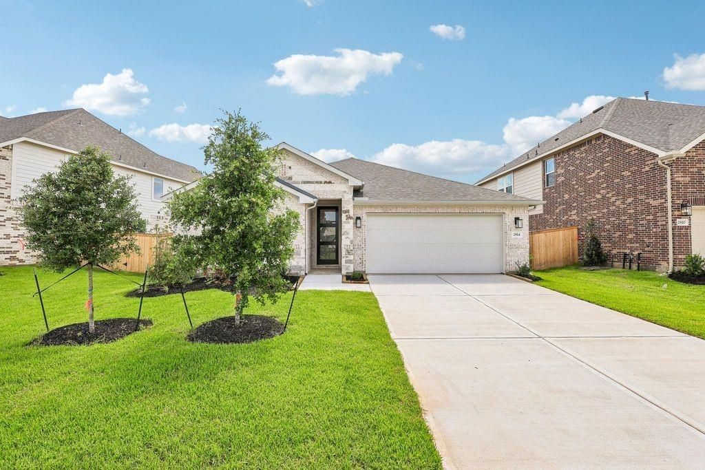 2814 Clapbread Lane, Rosenberg, TX 77471