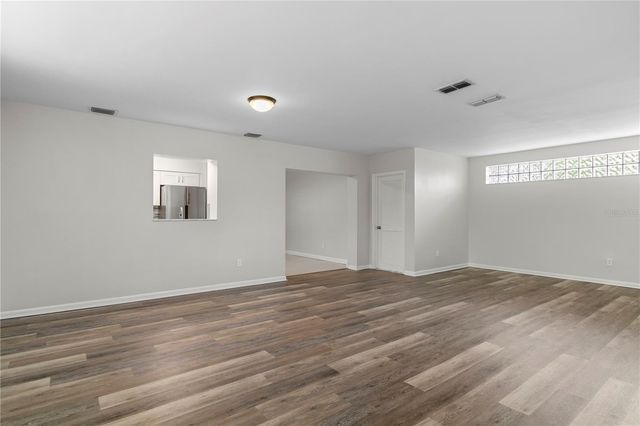 2910 W PRICE AVENUE, Tampa, FL 33611