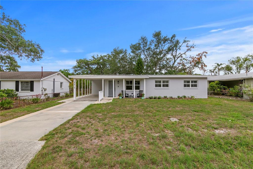 2910 W PRICE AVENUE, Tampa, FL 33611