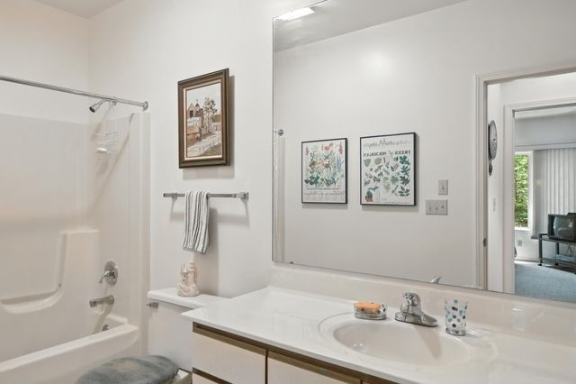 1501 W Water Street 71, New Buffalo, MI 49117