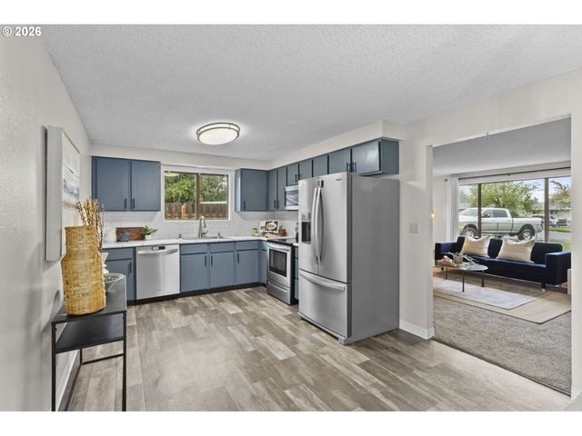 7 OLIVE Ct, Longview, WA 98632