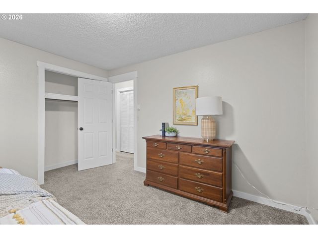 7 OLIVE Ct, Longview, WA 98632
