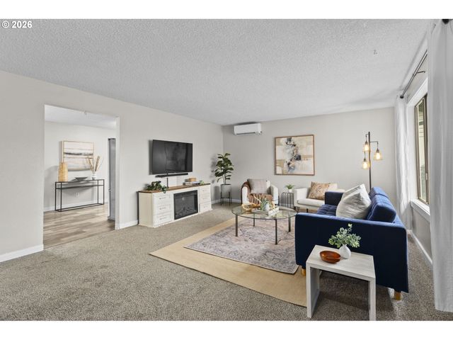 7 OLIVE Ct, Longview, WA 98632