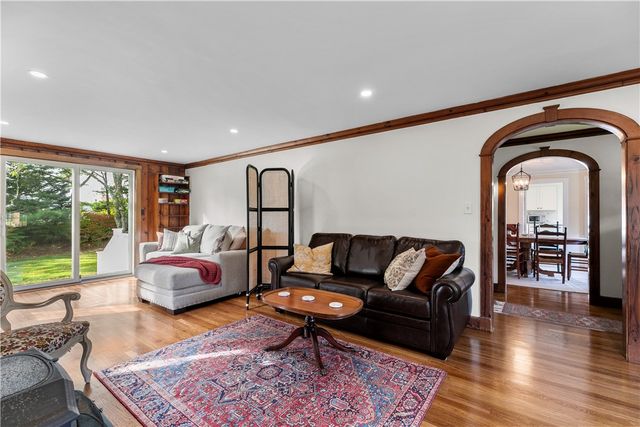 72 Kane Avenue, Middletown, RI 02842