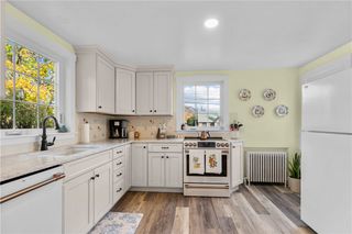 72 Kane Avenue, Middletown, RI 02842