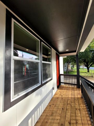 750 S Main ST, Lockhart, TX 78644