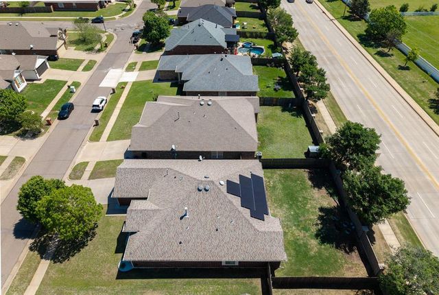 2536 NW 179th Court, Edmond, OK 73012