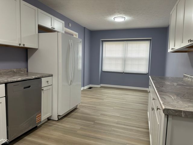 305 Cardinal Drive, Whiteland, IN 46184