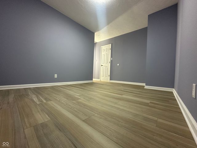 305 Cardinal Drive, Whiteland, IN 46184